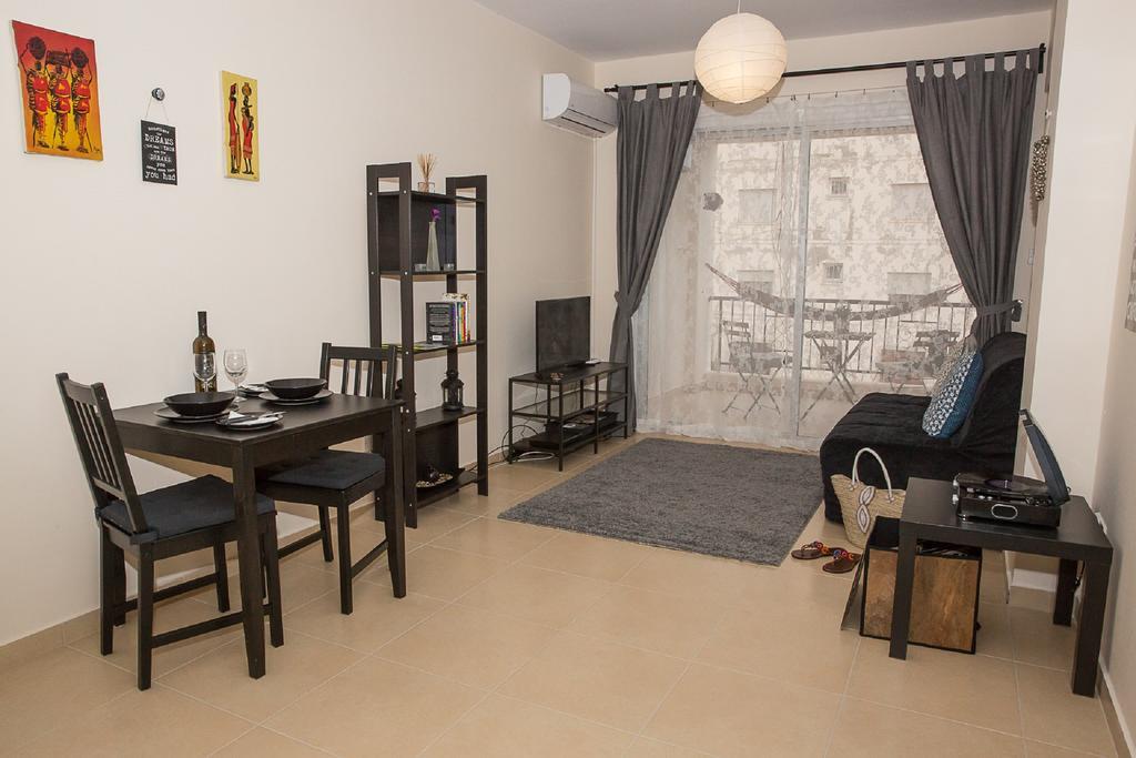 Paphos Love Shack Apartment Bagian luar foto